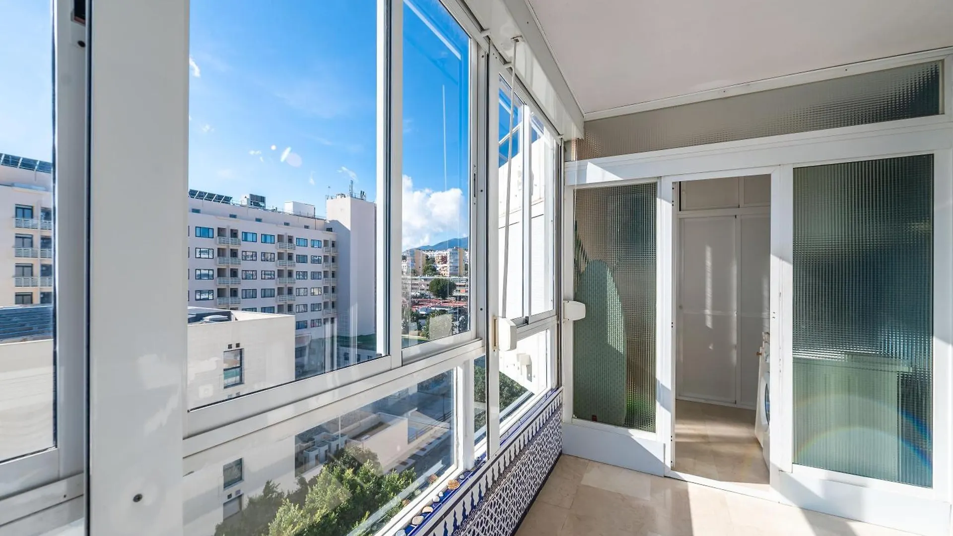Apartamento LXR La Carihuela Sea Views 3Hab. Torremolinos