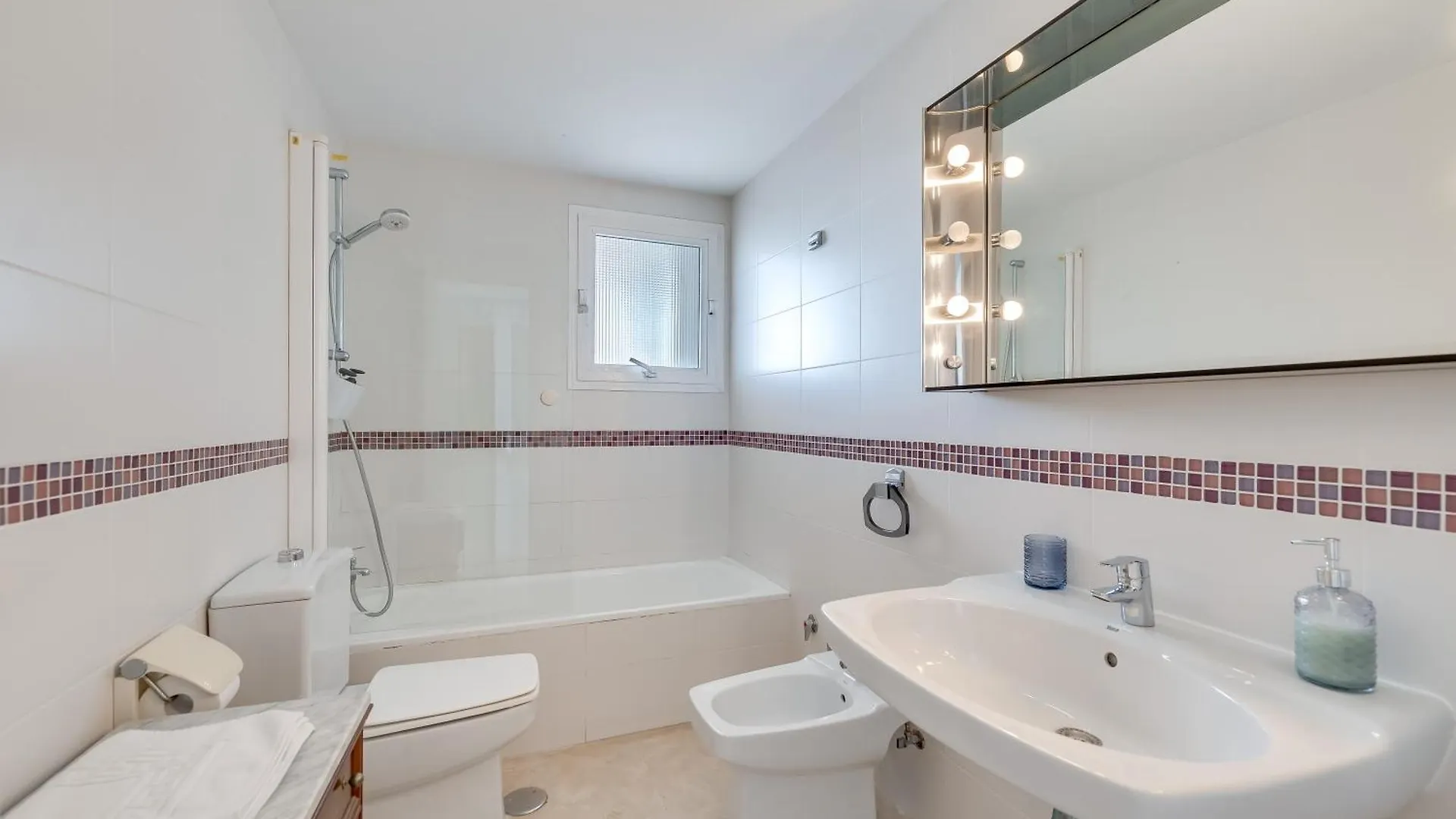 Apartamento LXR La Carihuela Sea Views 3Hab. Torremolinos