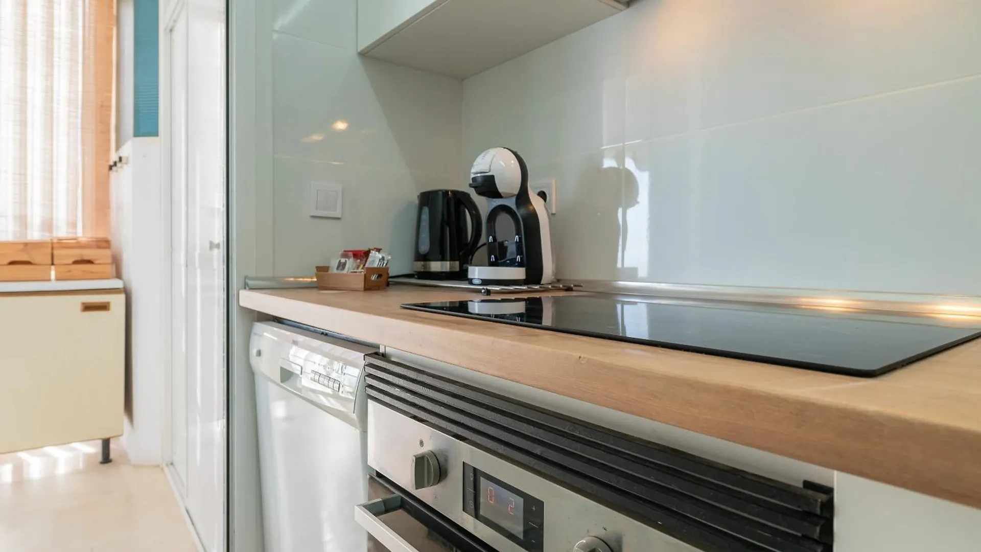 Apartamento LXR La Carihuela Sea Views 3Hab. Torremolinos